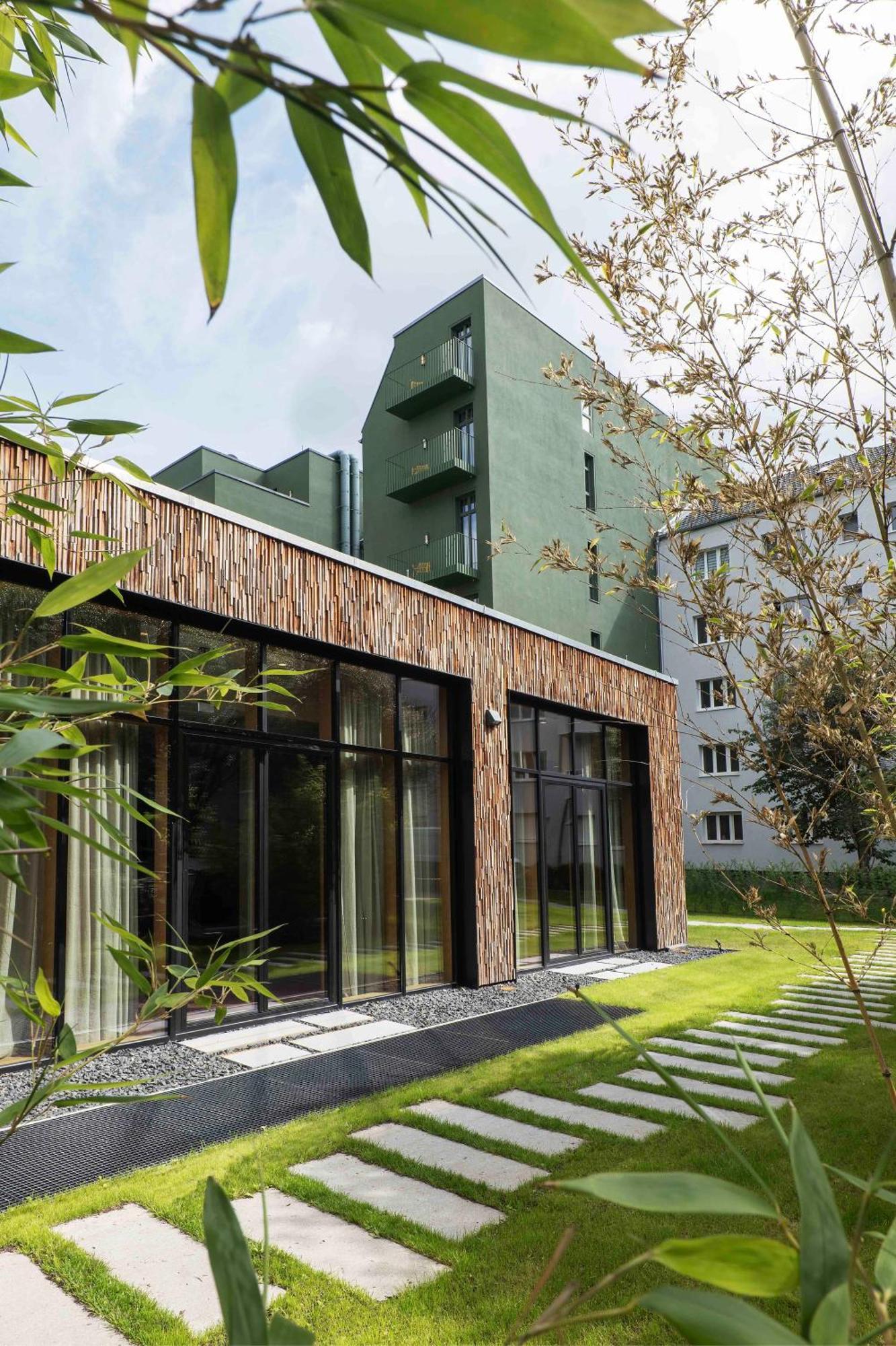 Sly Berlin Hotel Eksteriør billede The Green Campus