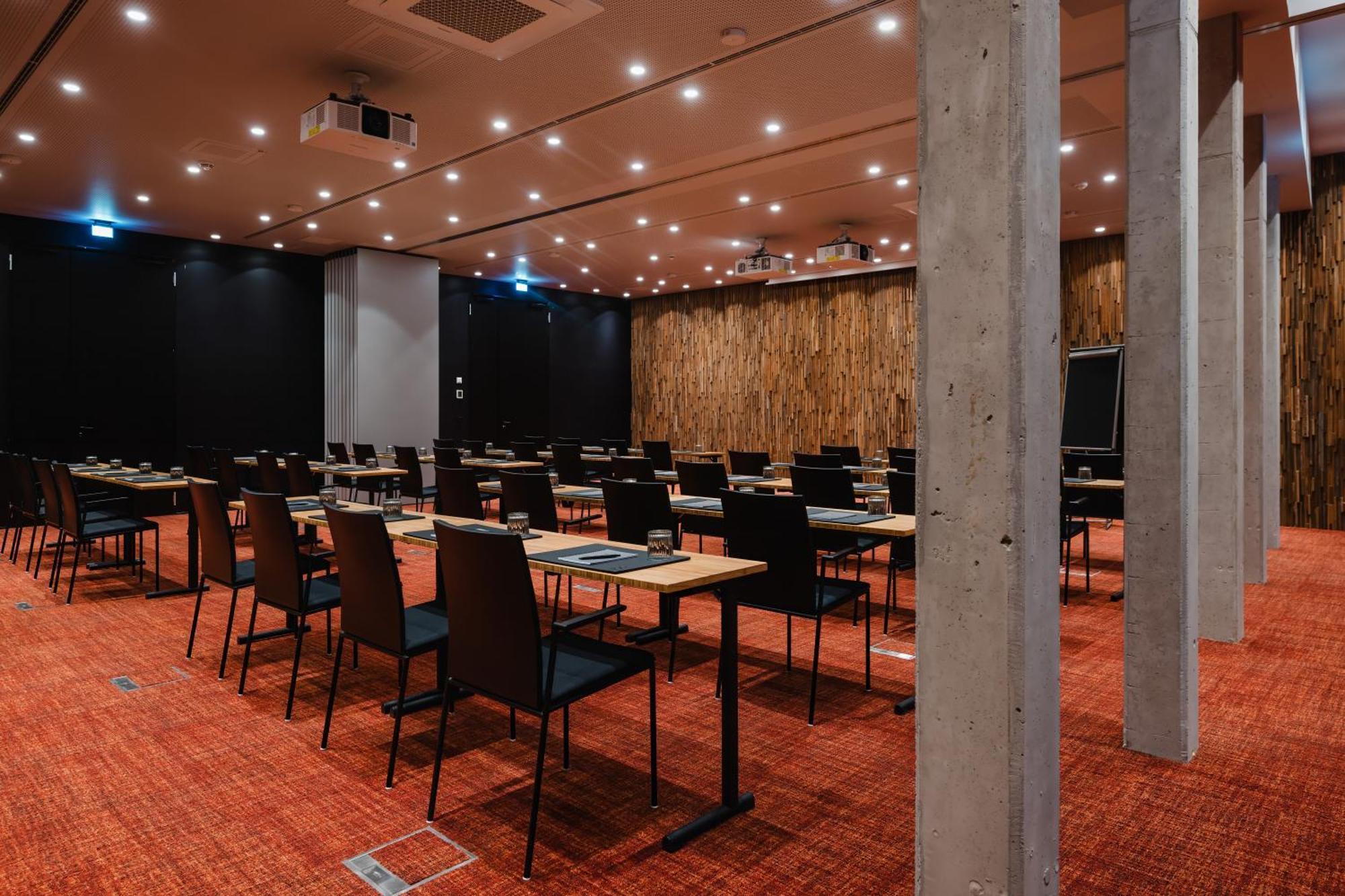 Sly Berlin Hotel Eksteriør billede The conference centre
